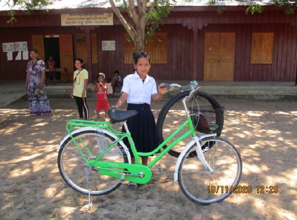 13歳　中学生　学校まで5km